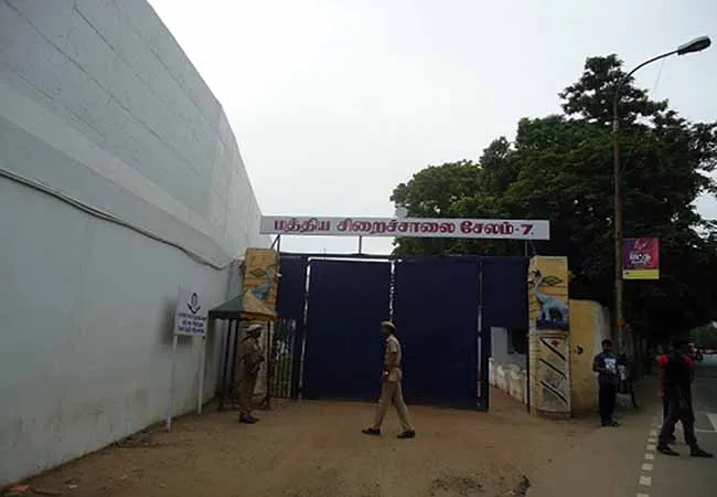 salem prisoner incident hasthampatti police investigation 